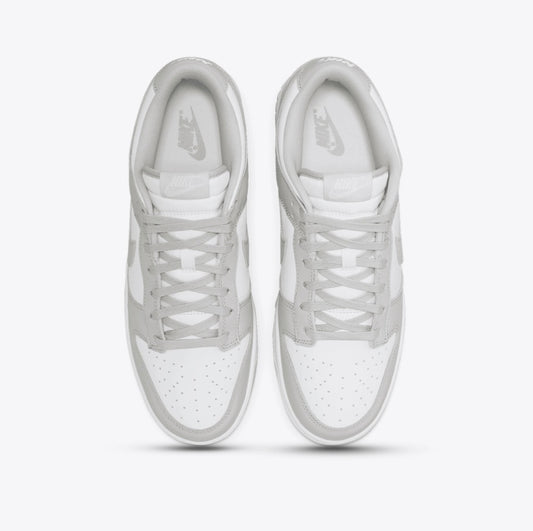 UNISEX
NIKE DUNK LOW RETRO
WHITE/GREY FOG