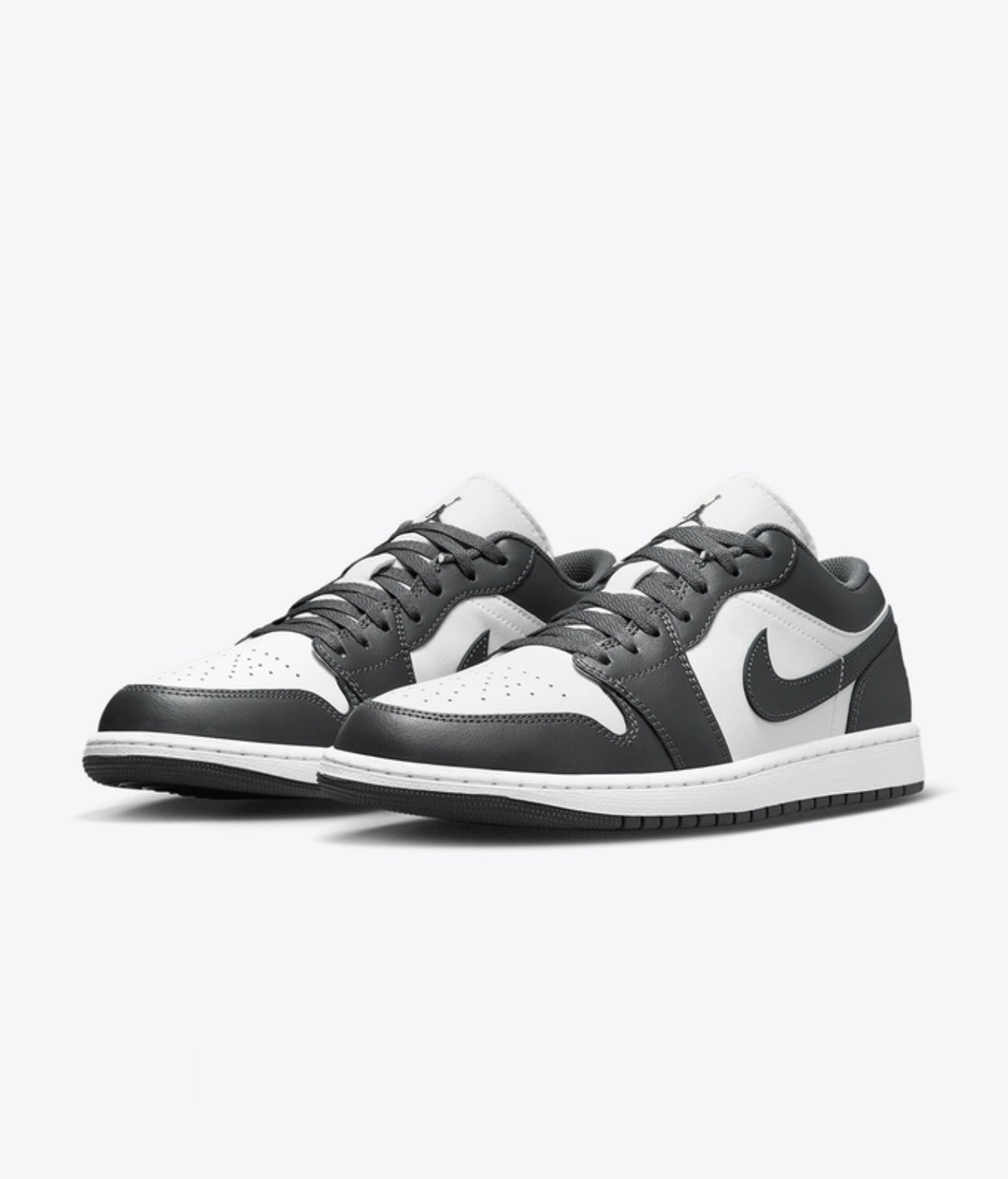 MEN
JORDAN AIR JORDAN 1 LOW
IRON GREY/SUMMIT WHITE