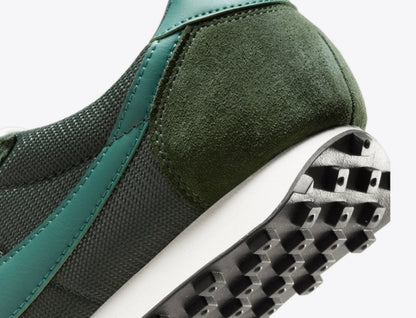 UNISEX
NIKE LD-1000 SP
VINTAGE GREEN/BICOASTAL