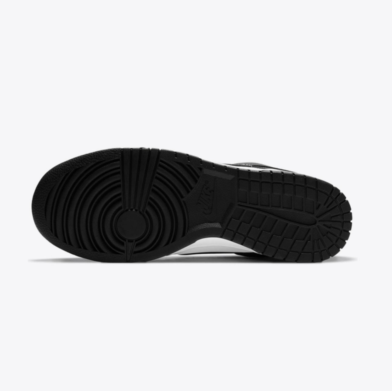 MEN
NIKE DUNK LOW RETRO
WHITE/BLACK