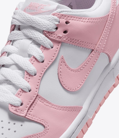 WOMEN
NIKE DUNK LOW
WHITE/MEDIUM SOFT PINK