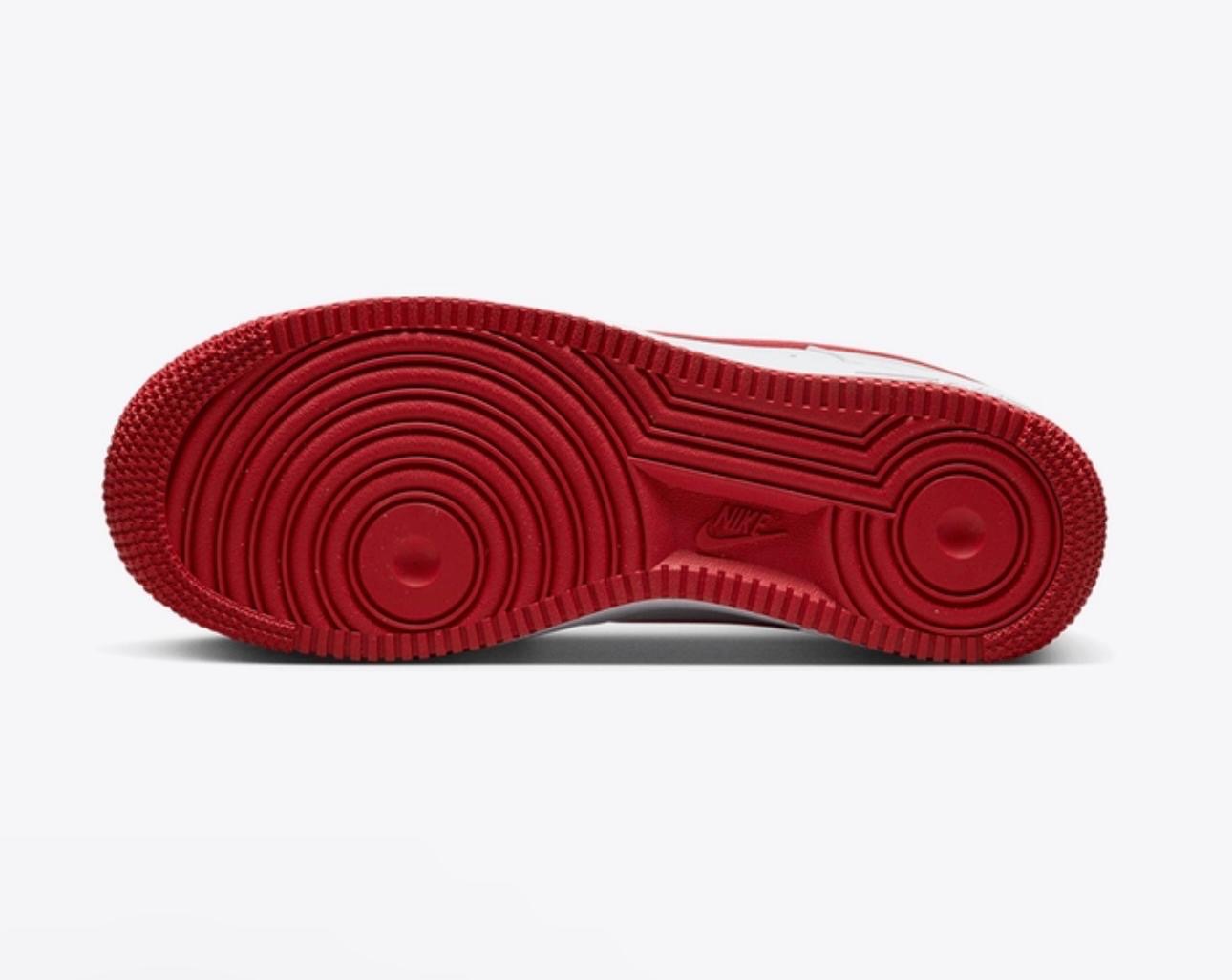 NIKE AIR FORCE 1 '07 NN
WHITE/GYM RED-WHITE-VOLT