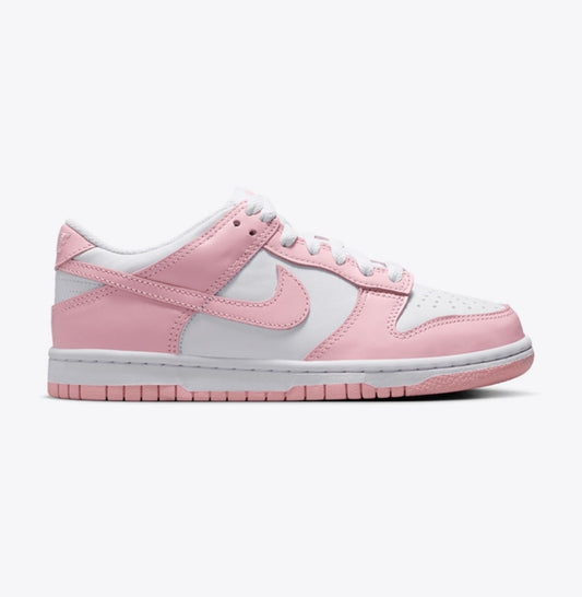 WOMEN
NIKE DUNK LOW
WHITE/MEDIUM SOFT PINK