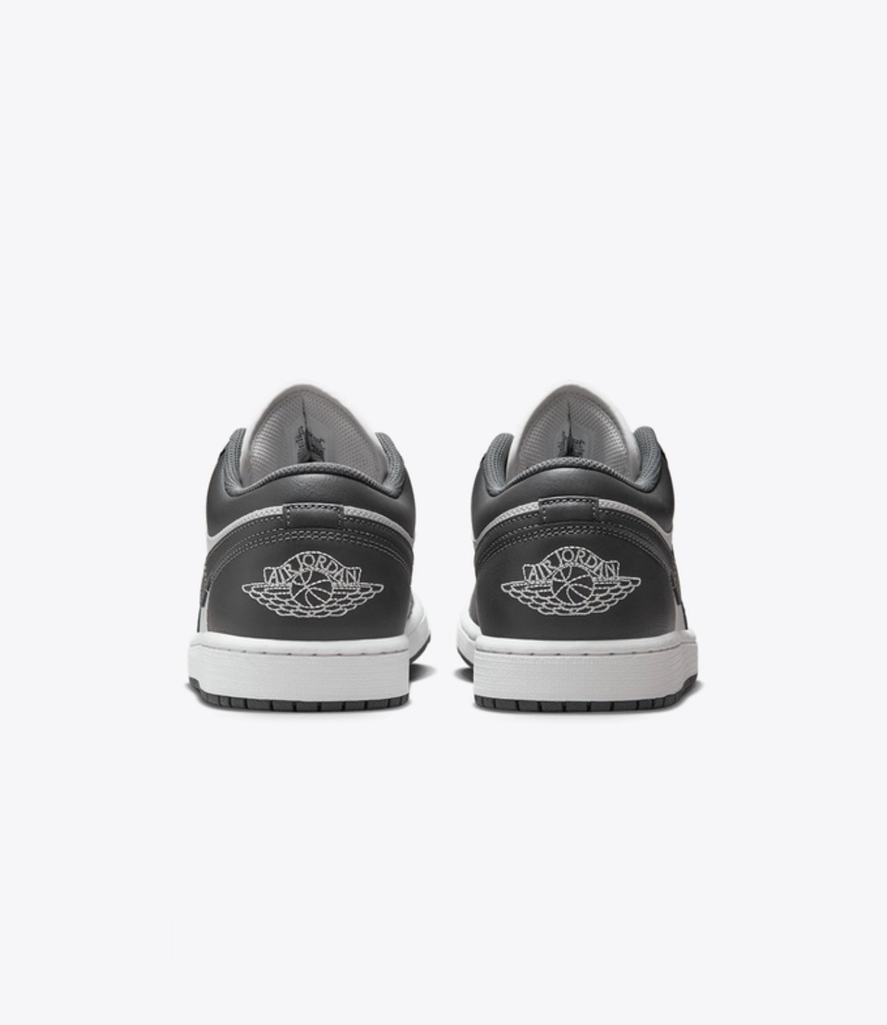 MEN
JORDAN AIR JORDAN 1 LOW
IRON GREY/SUMMIT WHITE