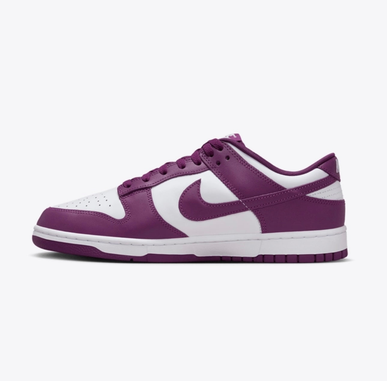 MEN
NIKE DUNK LOW RETRO
WHITE/VIOTECH