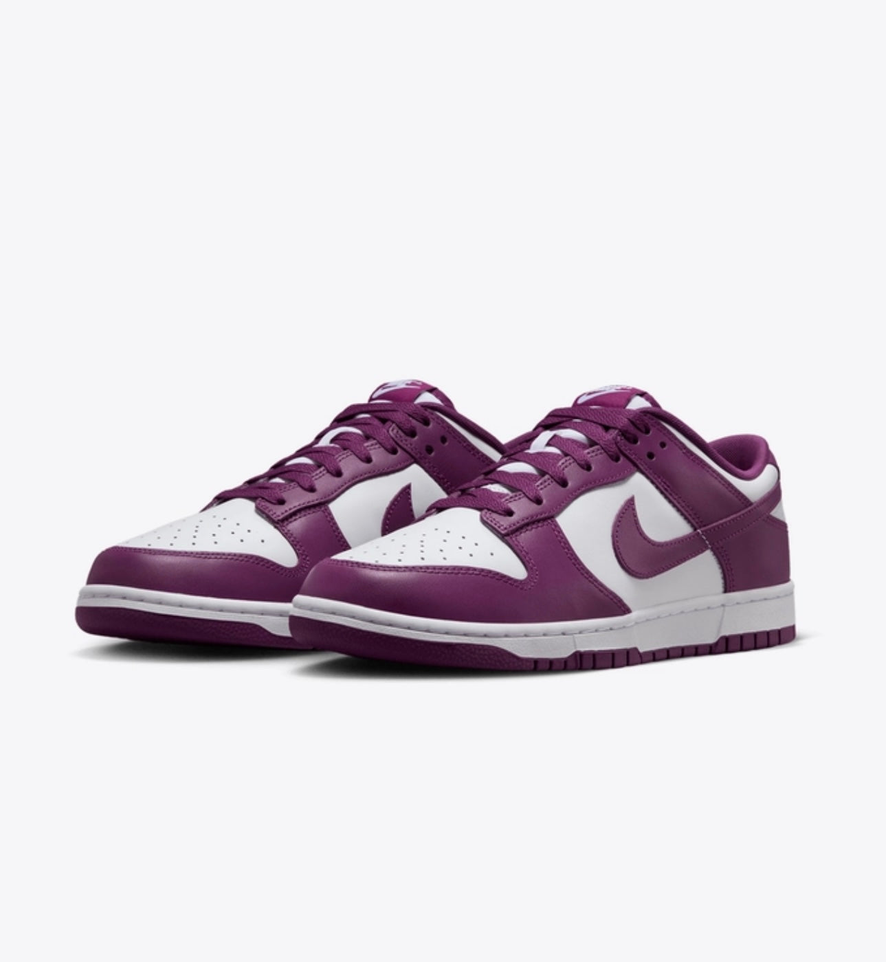 MEN
NIKE DUNK LOW RETRO
WHITE/VIOTECH