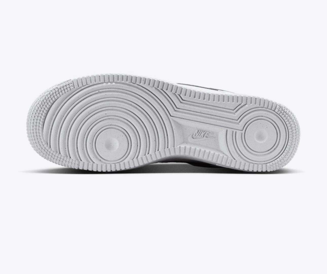 NIKE AIR FORCE 1 ‘07 NN WHITE/MIDNIGHT NAVY