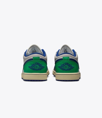 MEN
JORDAN AIR JORDAN 1 LOW
SAIL/DEEP ROYAL BLUE-STADIUM GREEN