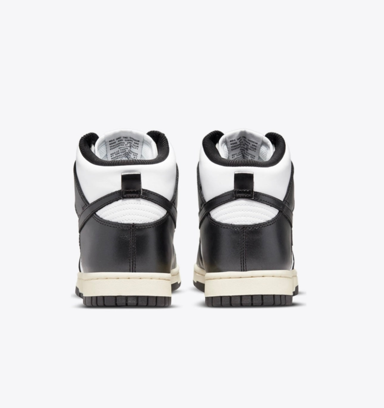 UNISEX
NIKE DUNK HIGH
WHITE/BLACK-COCONUT MILK