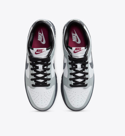 WOMEN
NIKE DUNK LOW LX
WHITE/MULTICOLOR-LIGHT SMOKE GREY